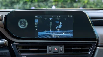 Beschermglas Pixsel Op de monitor LEXUS ES - 17.4“ 2021 -