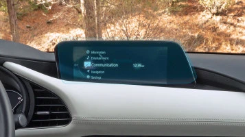 Verre protecteur Pixsel sur le moniteur MAZDA 3 - 13“ 2019 - 2023
