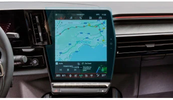 Verre protecteur Pixsel sur le moniteur RENAULT RAFALE - 14.6“ 2023 -